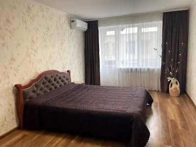 квартира по адресу Богдана Хмельницкого просп. (Героїв Сталінграда), 31