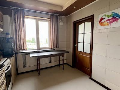 квартира по адресу Строителей бульв., 4