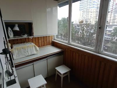 квартира за адресою Бориспільська вул., 49
