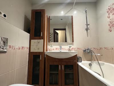 квартира за адресою Дарницький бульв., 8