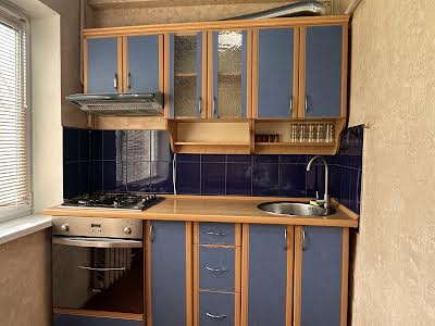 квартира за адресою Зодчих вул., 28