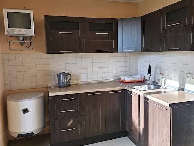 квартира за адресою Київ, Райдужна вул., 3