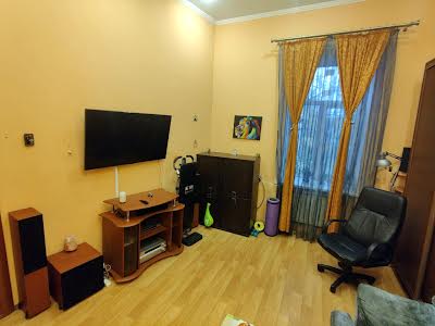 квартира за адресою Євгена Чикаленка вул. (Пушкінська), 43