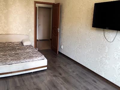 квартира за адресою Ованеса Туманяна вул., 3