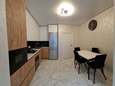 квартира по адресу Высочана ул., 18