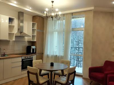 квартира за адресою Дегтярна вул., 29