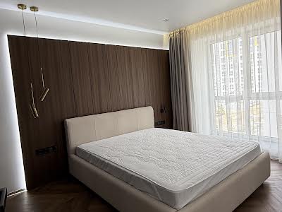 квартира за адресою Залізнична вул., 9