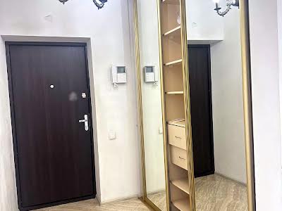 квартира за адресою Дніпровська набережна вул., 1-А
