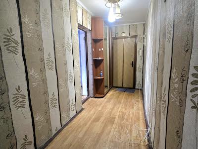 квартира за адресою Осіння вул., 4-А
