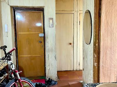 квартира за адресою Криворізьска, 70