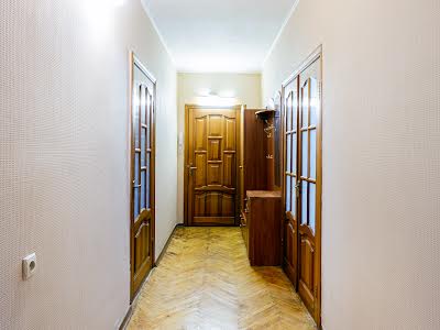 квартира по адресу Василия Тютюнника ул. (Анрі Барбюса), 5-Б