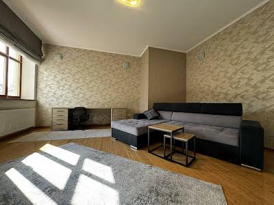 квартира по адресу Богуна ул., 4