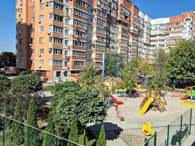 квартира за адресою Сухумська вул., 24