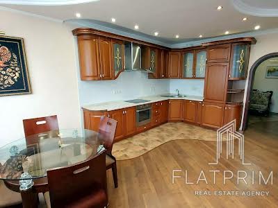 квартира за адресою освіти, 14а
