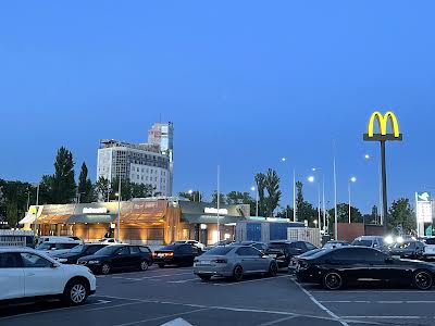 квартира за адресою Миколи Бажана просп., 17