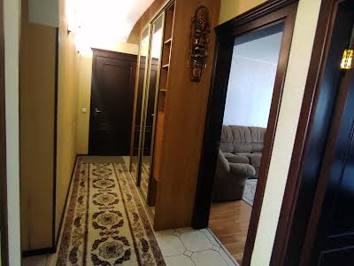 квартира по адресу Свободы просп., 30-А