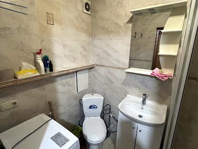квартира по адресу Митрополита Василия Липковского ул. (Урицкого), 25