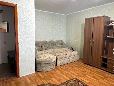 квартира за адресою Травнева вул., 4