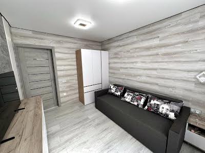 квартира за адресою Героїв просп., 23