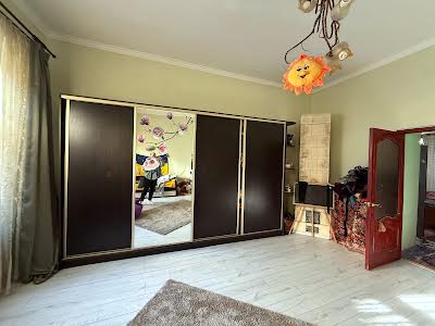 квартира за адресою Августина Волошина вул., 45
