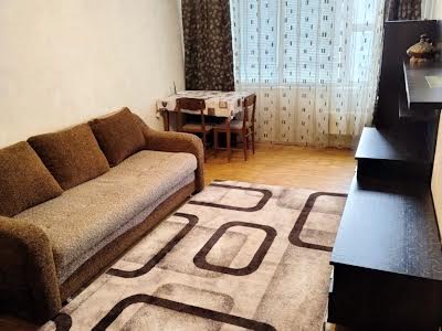 квартира за адресою Пантелеймона Куліша вул. (Челябінська), 15