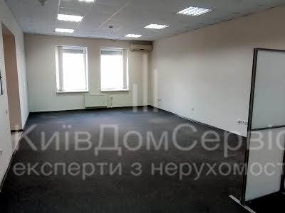 комерційна за адресою Дмитрівська вул., 52б