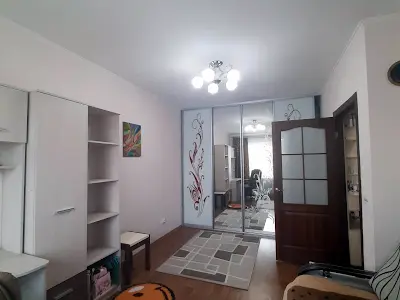квартира за адресою Бориса Гмирі вул., 12-Б