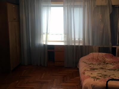 квартира за адресою Симиренка вул., 25-А