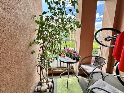 квартира за адресою Регенераторна вул., 4 к10