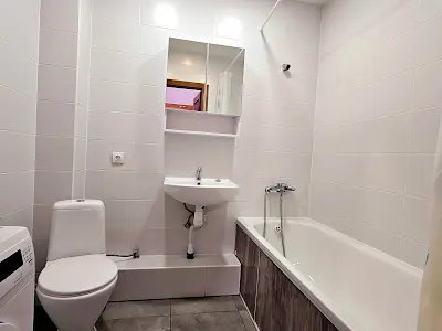 квартира за адресою Ревуцького вул., 54