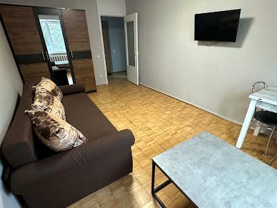 квартира за адресою Митрополита Василя Липківського вул. (Урицького), 24