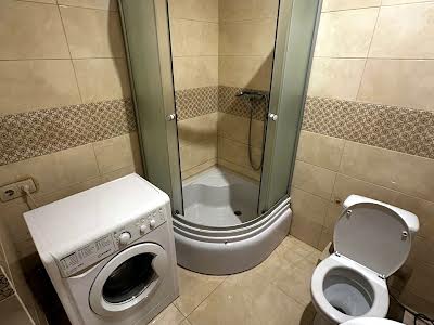 квартира за адресою Соборна вул., 126/16