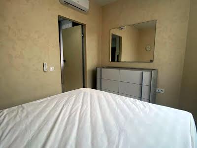квартира за адресою Корольова вул., 4