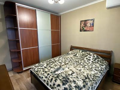 квартира за адресою Правди просп., 37