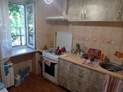 квартира за адресою Степова вул., 58