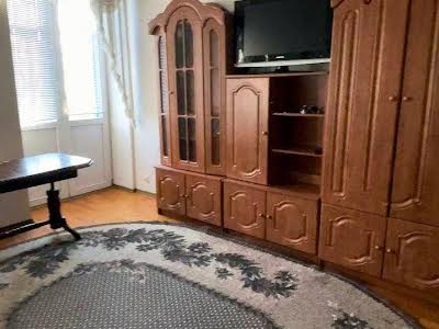 квартира за адресою Дмитра Яворницького просп. (Карла Маркса), 46