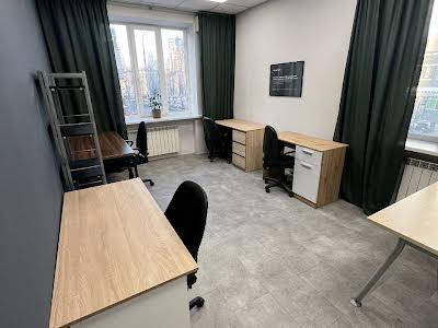 коммерческая по адресу Леси Украинки бульв., 6