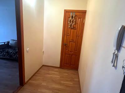 квартира за адресою Академіка Булаховського вул., 22