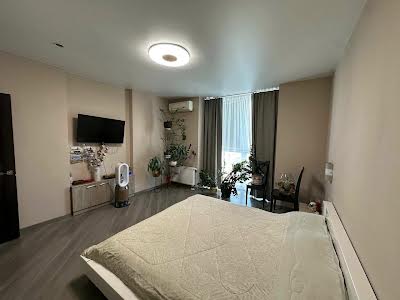 квартира за адресою Драгоманова вул., 2