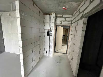 квартира за адресою Причальна вул., 10