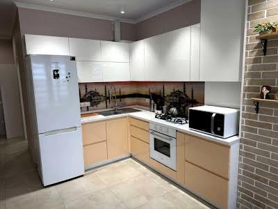 квартира за адресою Юнацька вул., 17