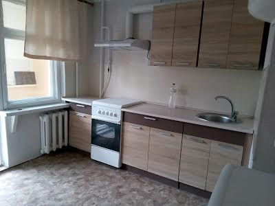 квартира за адресою Ільфа та Петрова вул., 63