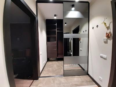 квартира за адресою Солом'янська вул., 20в