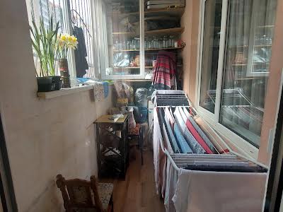 квартира за адресою Левитана, 5