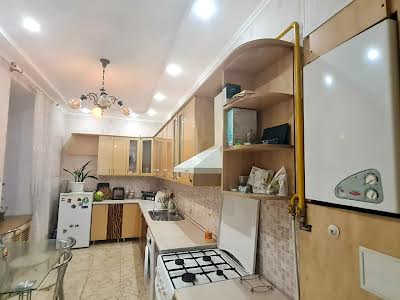 квартира за адресою Погранична вул. (Чигрина), 13