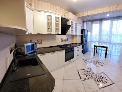 квартира по адресу с. Софиевская борщаговка, Миру ул., 9