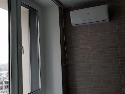 квартира за адресою Зарічна вул., 16