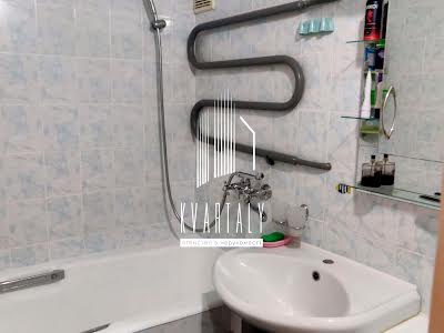 квартира за адресою Михайла Котельникова вул., 19
