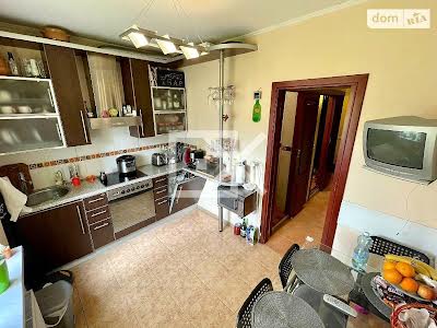 квартира по адресу Анны Ахматовой ул., 4