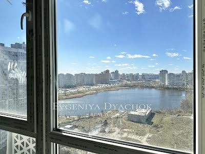 квартира за адресою Ревуцького вул., 40-Б
